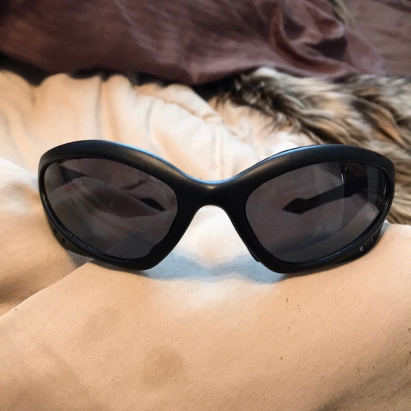 $10/ea-4/$20 Sporty Sunglasses with padded frames - Picture 6 of 6